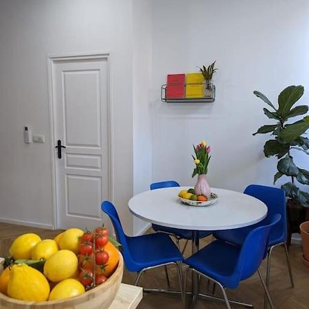 T2 Cosy Avec Terrasse Et Parking Appartement Marseilles Buitenkant foto